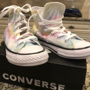 New never worn Converse multi color tie dye hi top